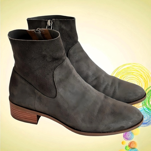 CASLON Susana Charcoal Gray Suede Bootie - Picture 1 of 7